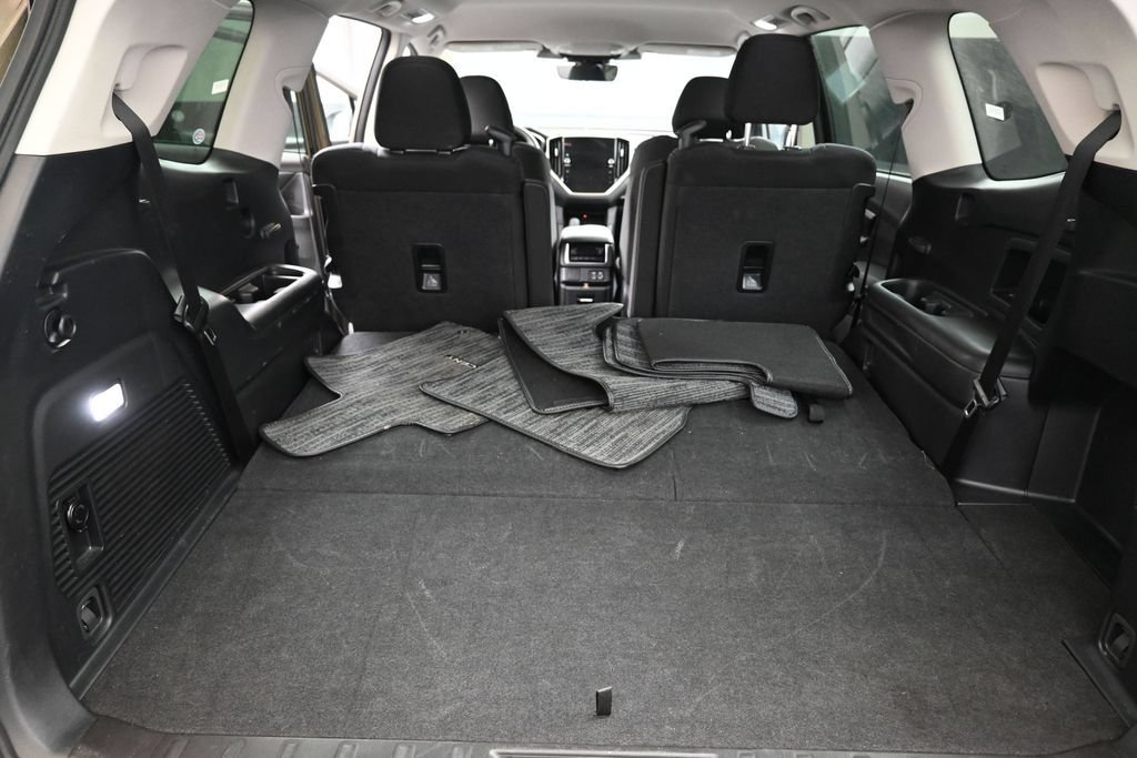 Certified 2025 Subaru Ascent Premium AWD/4WD image 19