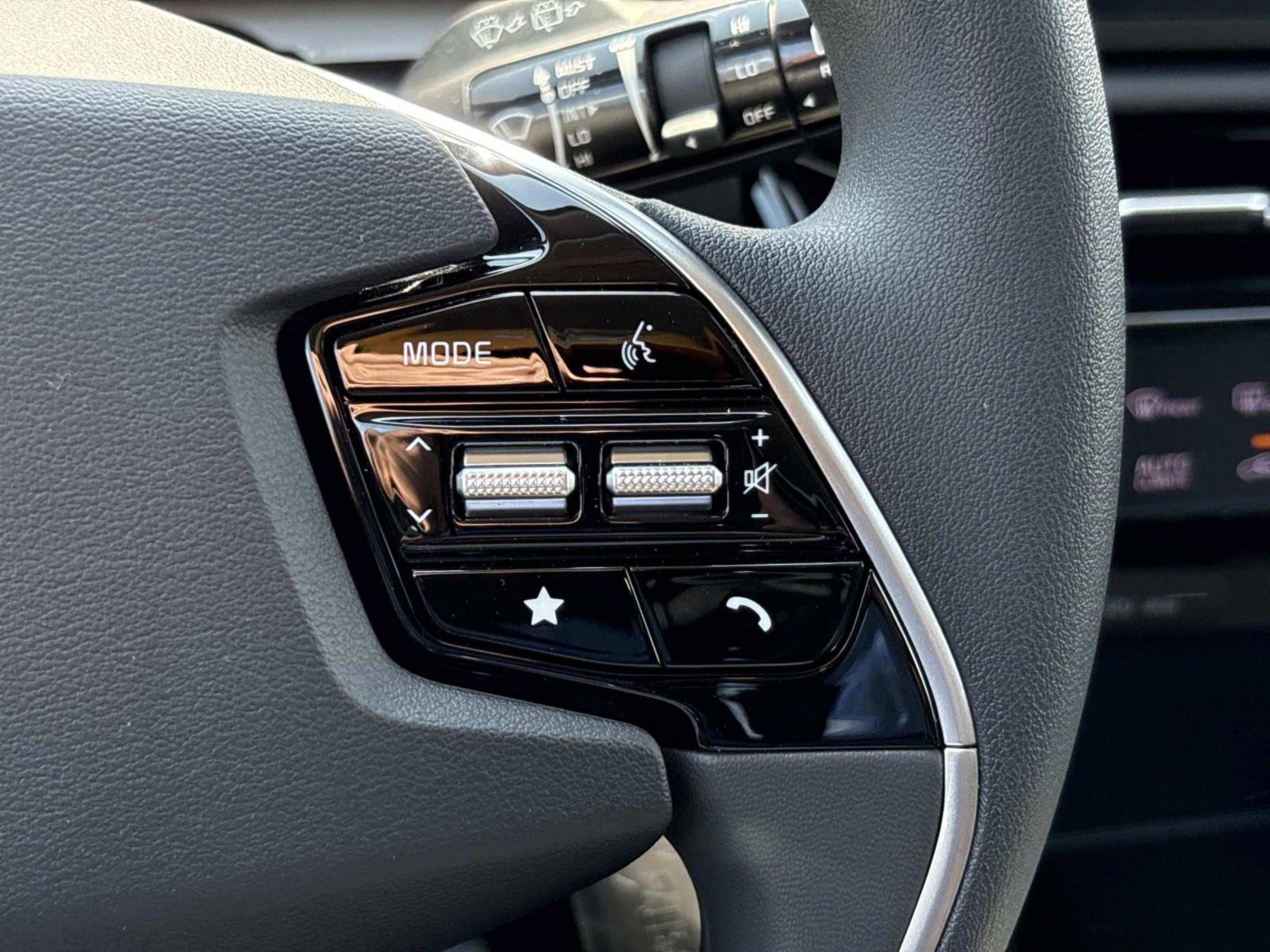 New 2026 Kia Niro LX image 24