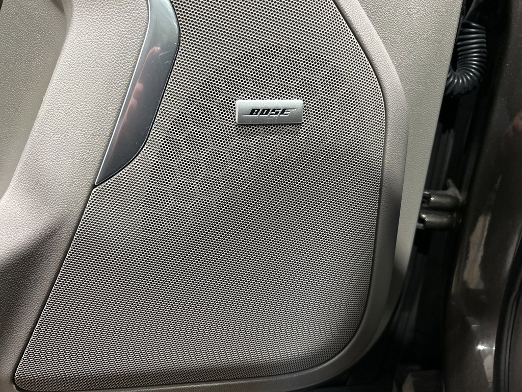 Used 2021 Chevrolet Tahoe LT w/ LT Signature Package image 14