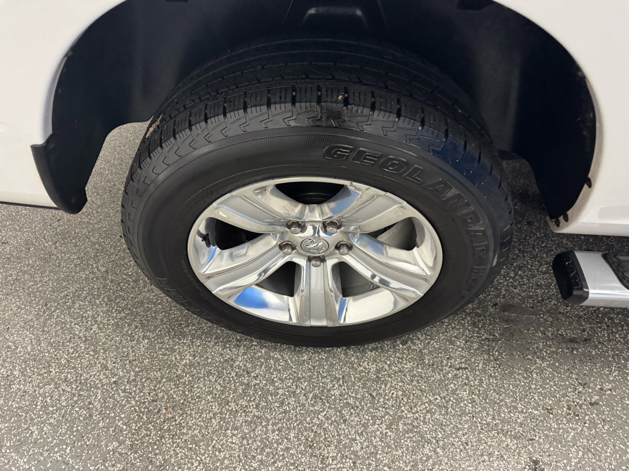 Used 2014 RAM 1500 Big Horn image 32