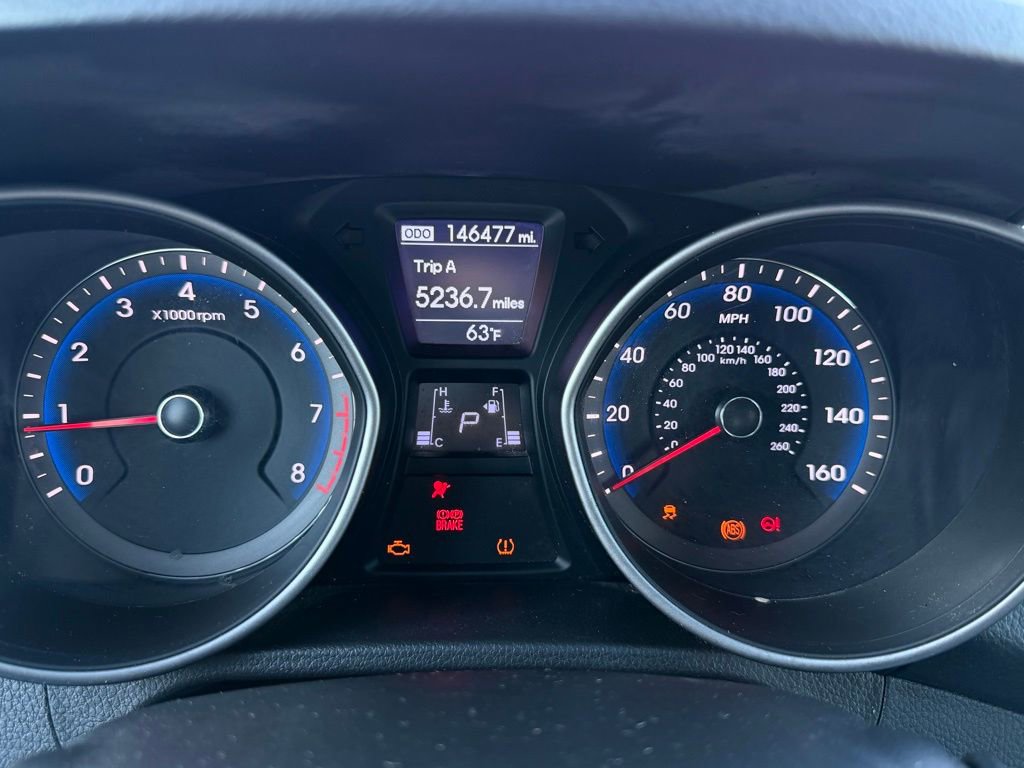 Used 2017 Hyundai Elantra GT image 14