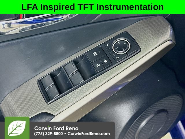 Used 2016 Lexus IS 200t w/ F Sport Package RWD image 18