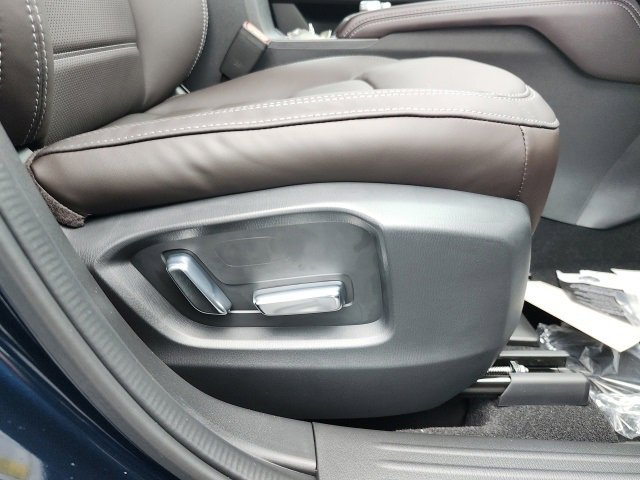 New 2025 MAZDA CX-5 Signature image 29