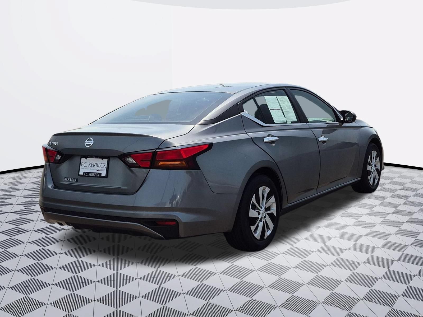 Used 2022 Nissan Altima 2.5 S FWD image 12