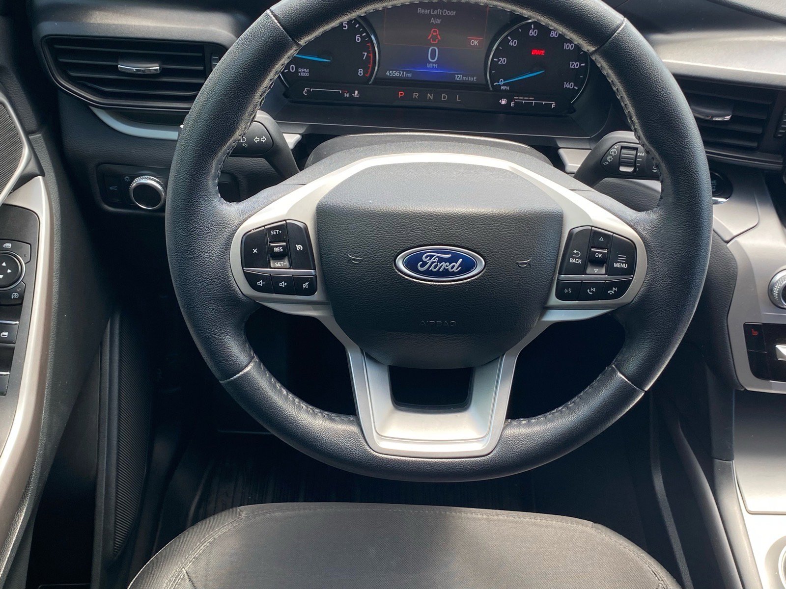Certified 2023 Ford Explorer XLT AWD/4WD image 7