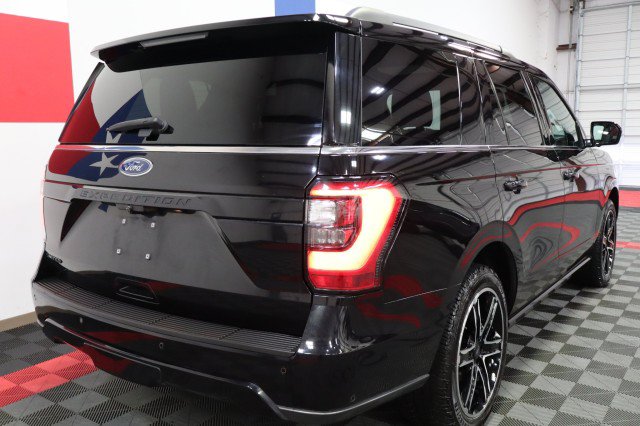 Used 2020 Ford Expedition Limited w/ Equipment Group 303A AWD/4WD image 25
