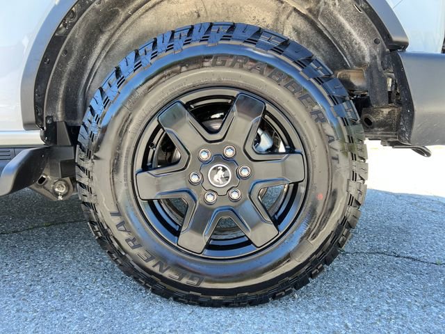 Used 2025 Ford Bronco Outer Banks AWD/4WD image 16