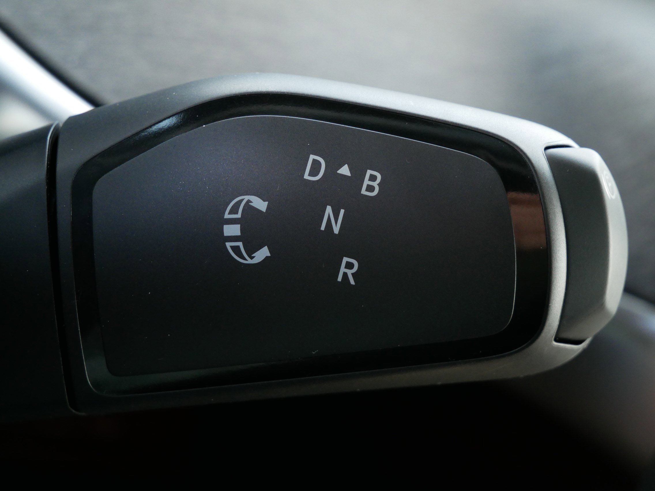 New 2025 Volkswagen ID. Buzz Pro S image 6