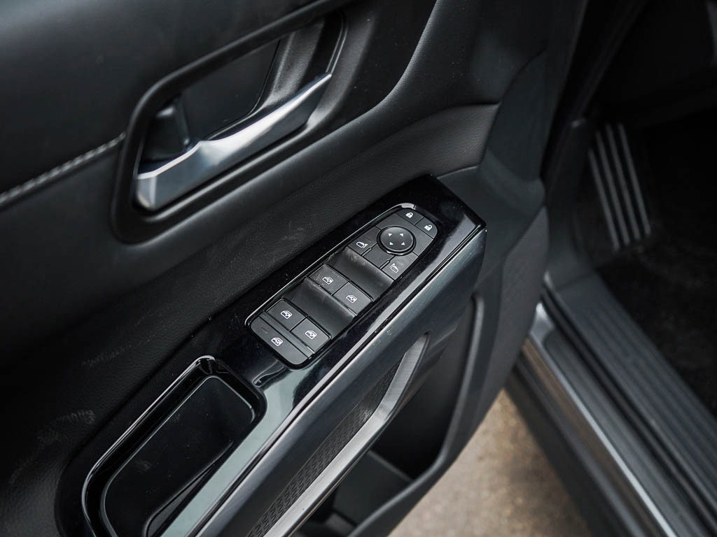 New 2026 Nissan Pathfinder SL w/ SL Premium Package AWD/4WD image 20