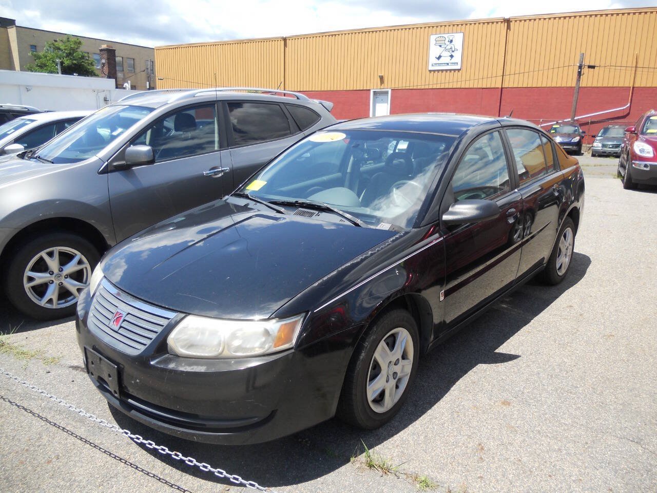 Used 2006 Saturn ION Level 2 FWD image 2