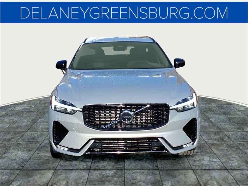 Used 2023 Volvo XC60 B5 Plus w/ Climate Package image 6