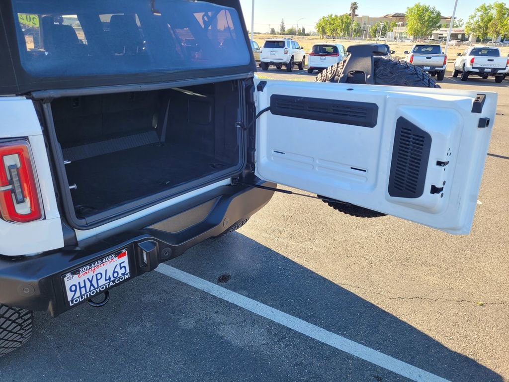 Used 2023 Ford Bronco Wildtrak image 7