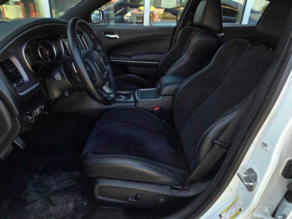 Used 2022 Dodge Charger R/T w/ Plus Group RWD image 21