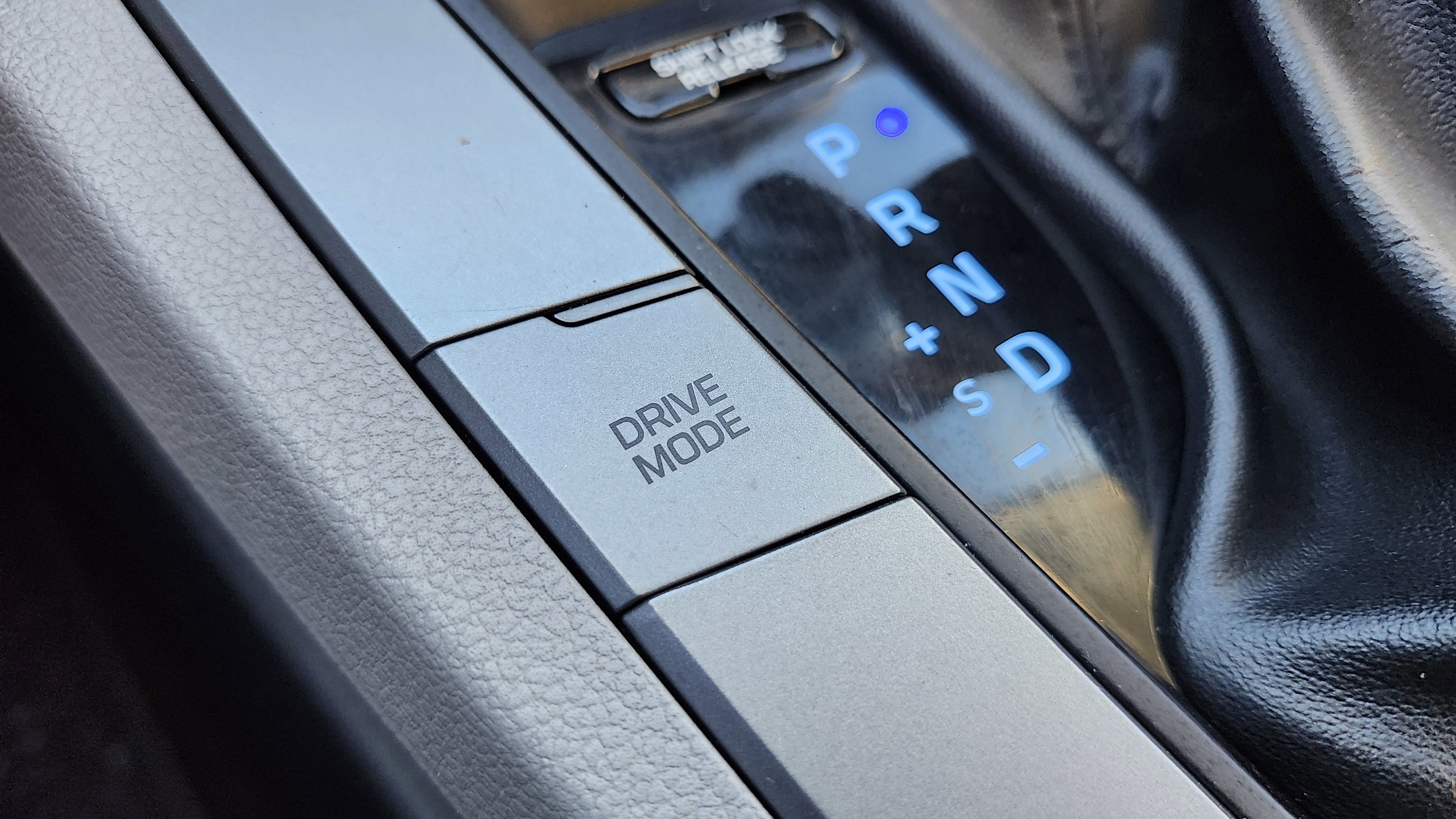 Used 2019 Hyundai Elantra SEL image 8