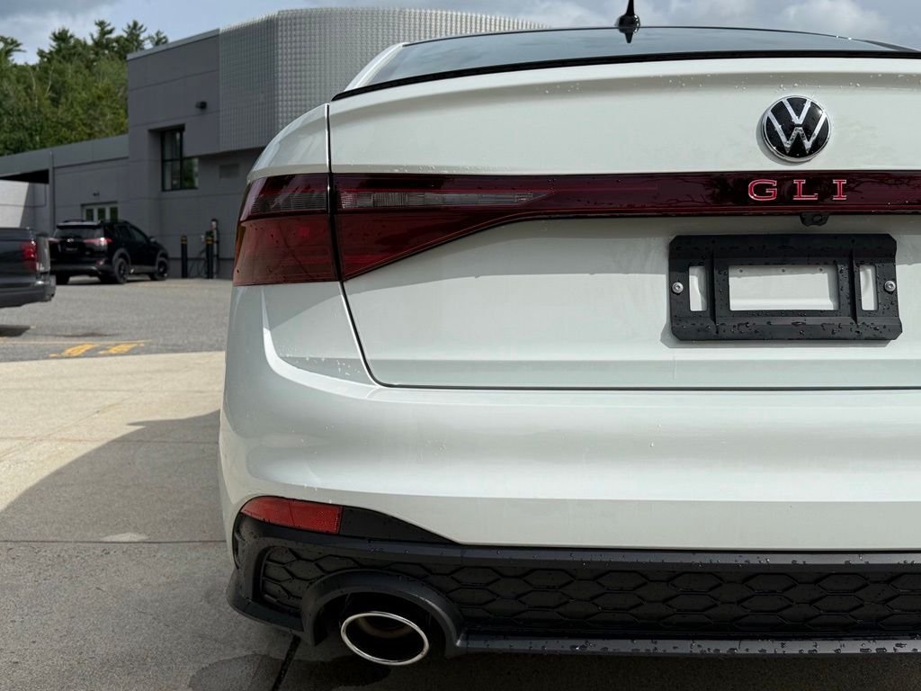 New 2026 Volkswagen Jetta GLI Autobahn FWD image 15