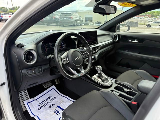 Used 2024 Kia Forte GT-Line w/ GT-Line Premium Package FWD image 3