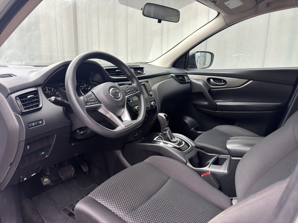Used 2019 Nissan Rogue Sport S FWD image 10