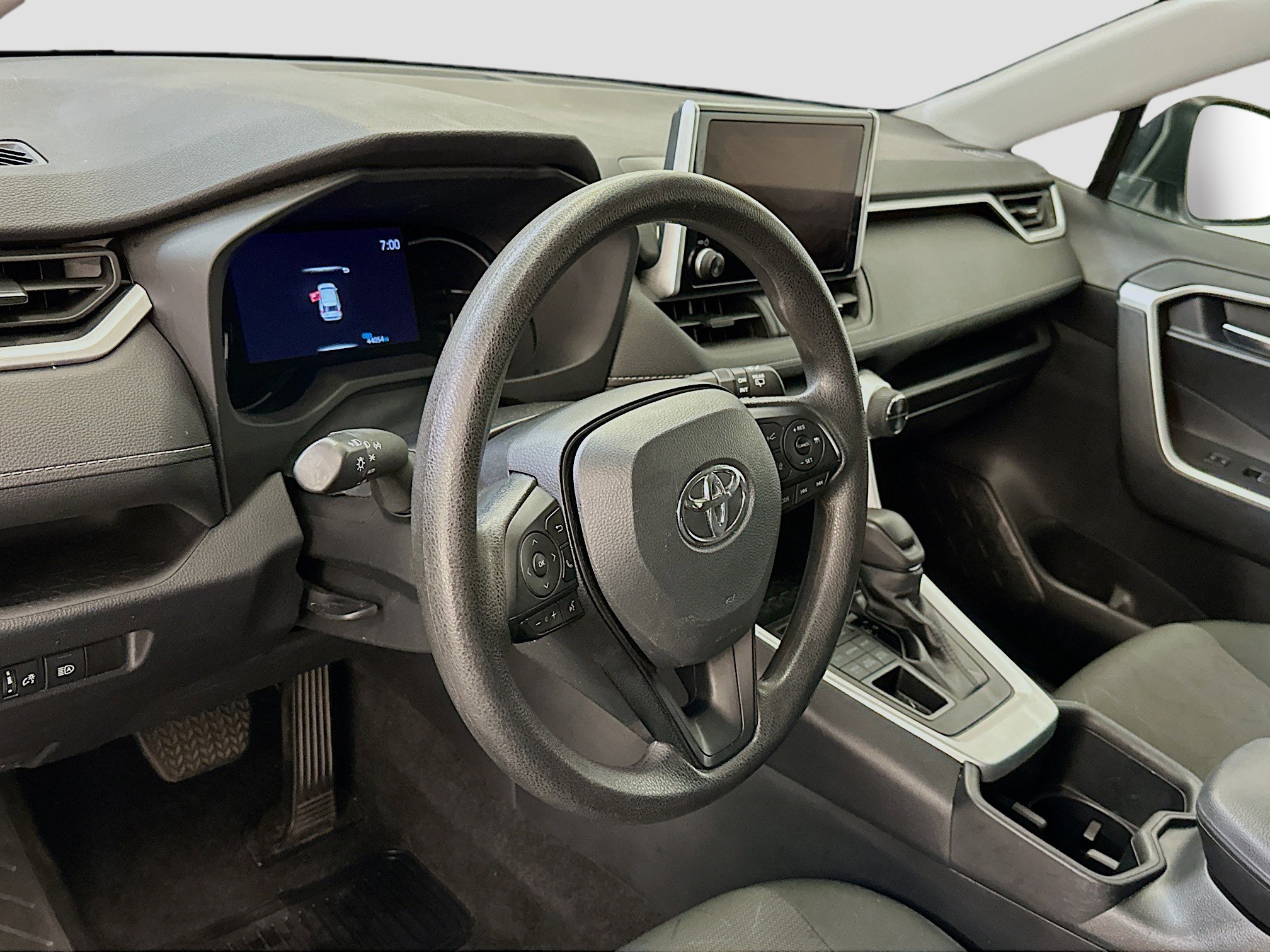 Used 2024 Toyota RAV4 XLE image 18
