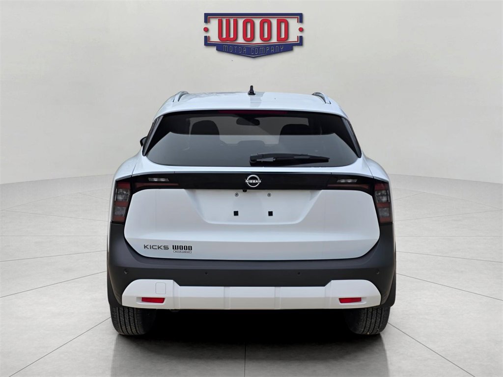 New 2026 Nissan Kicks SV w/ SV Premium Package image 3