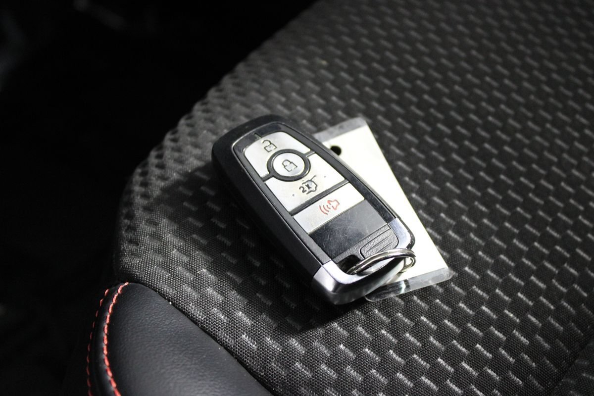 Used 2023 Ford Escape ST-Line w/ Equipment Group 301A FWD image 20