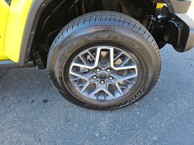 Used 2024 Jeep Wrangler Sahara image 10