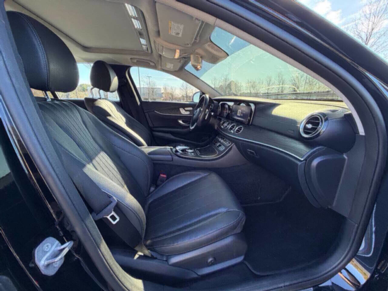 Used 2018 Mercedes-Benz E 300 4MATIC image 16