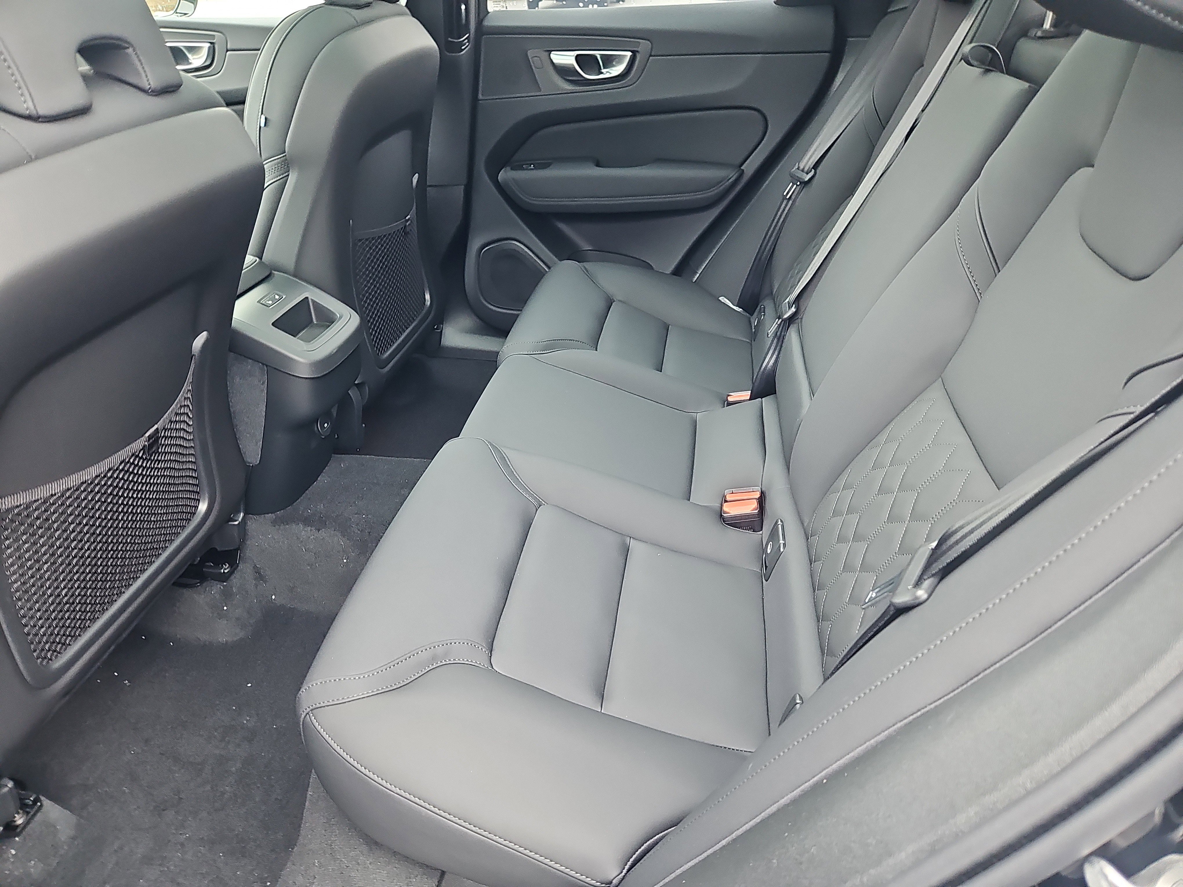 New 2026 Volvo XC60 B5 Plus w/ Protection Package Premier image 20