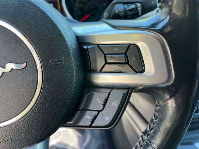 Used 2022 Ford Mustang GT RWD image 25