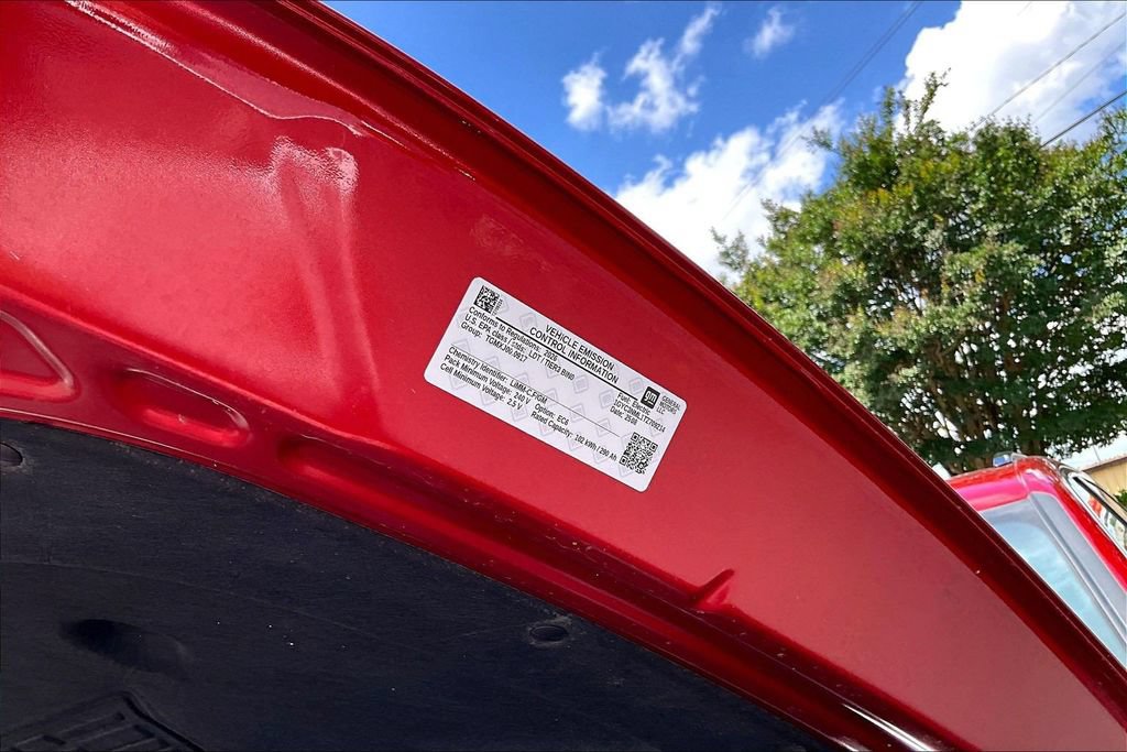 Used 2026 Cadillac Vistiq Sport w/ LPO, Floor Liner Package AWD/4WD image 32