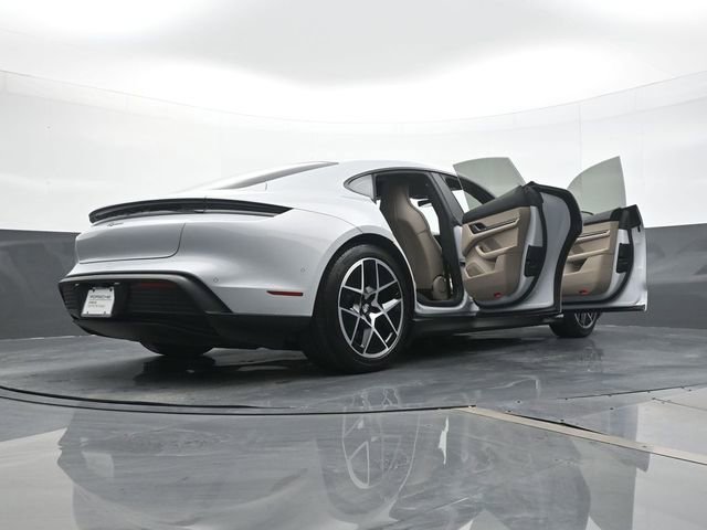 Certified 2025 Porsche Taycan image 28