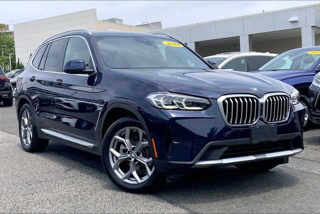 Used 2023 BMW X3 xDrive30i w/ Premium Package AWD/4WD image 1