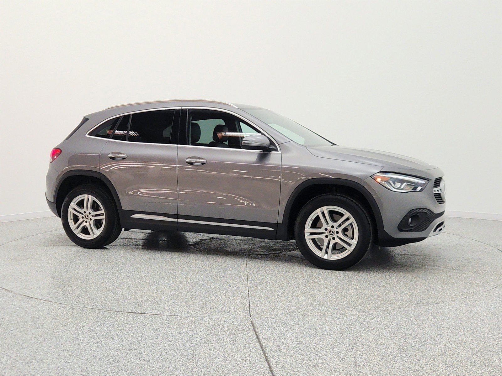 Used 2023 Mercedes-Benz GLA 250 image 4