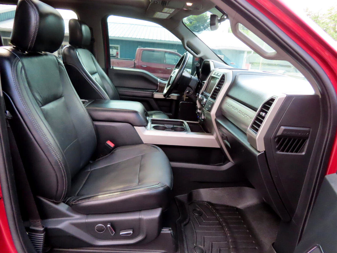 Used 2019 Ford F250 Lariat w/ Lariat Value Package image 41