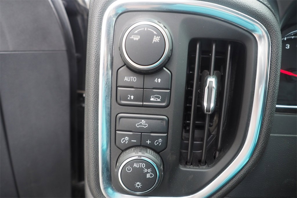 Used 2019 Chevrolet Silverado 1500 LT image 16