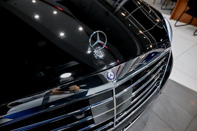 Used 2014 Mercedes-Benz S 63 AMG 4MATIC Sedan image 47