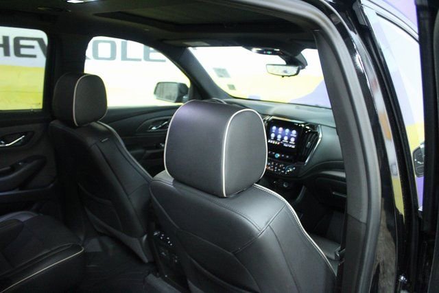 Used 2023 Chevrolet Traverse Premier image 10