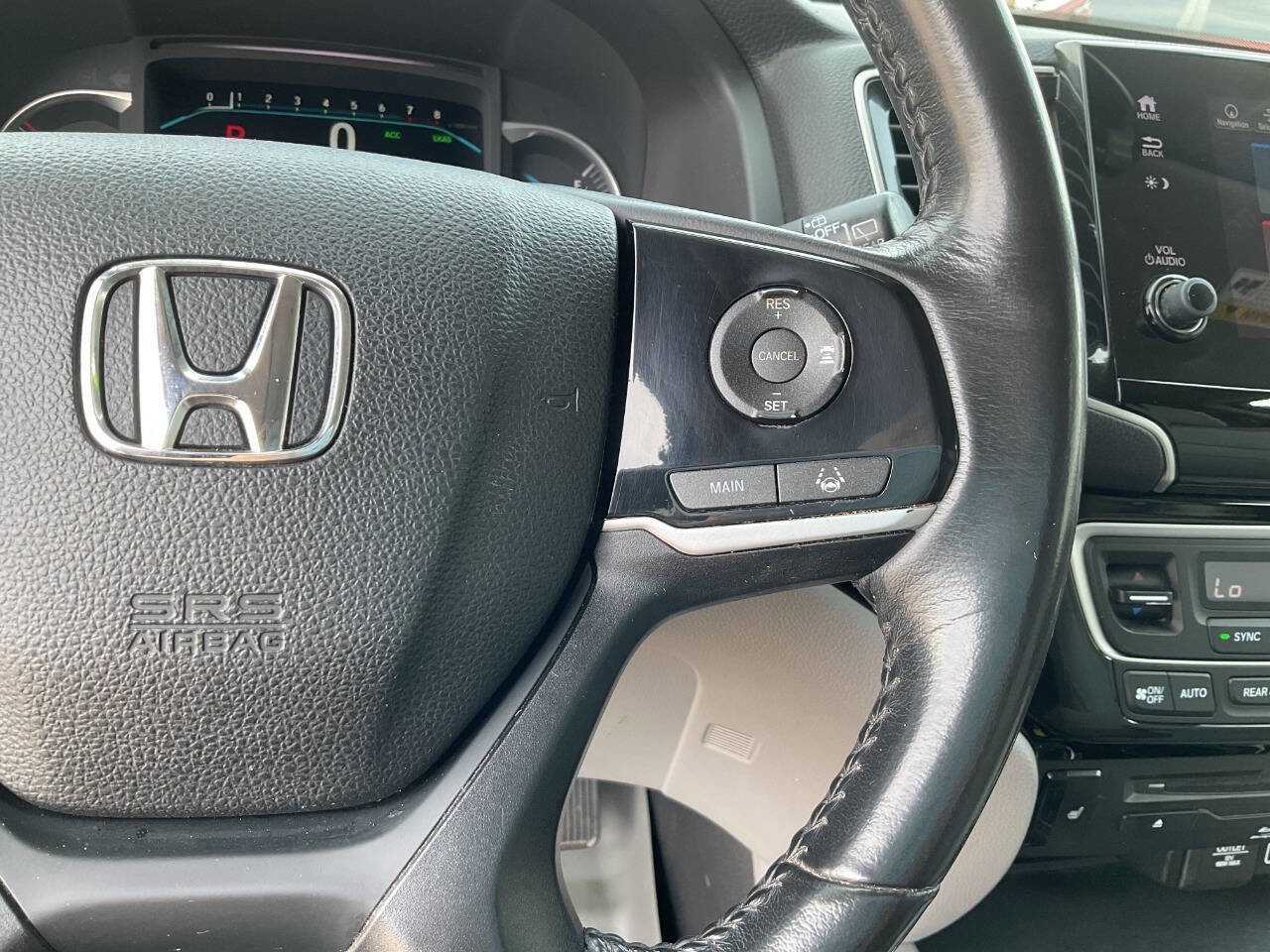 Used 2019 Honda Pilot Touring image 19