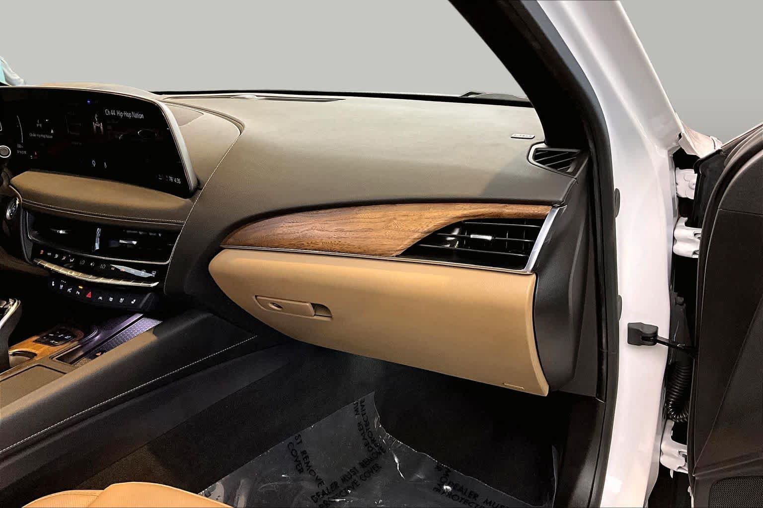 Used 2025 Cadillac CT5 Premium Luxury RWD image 17