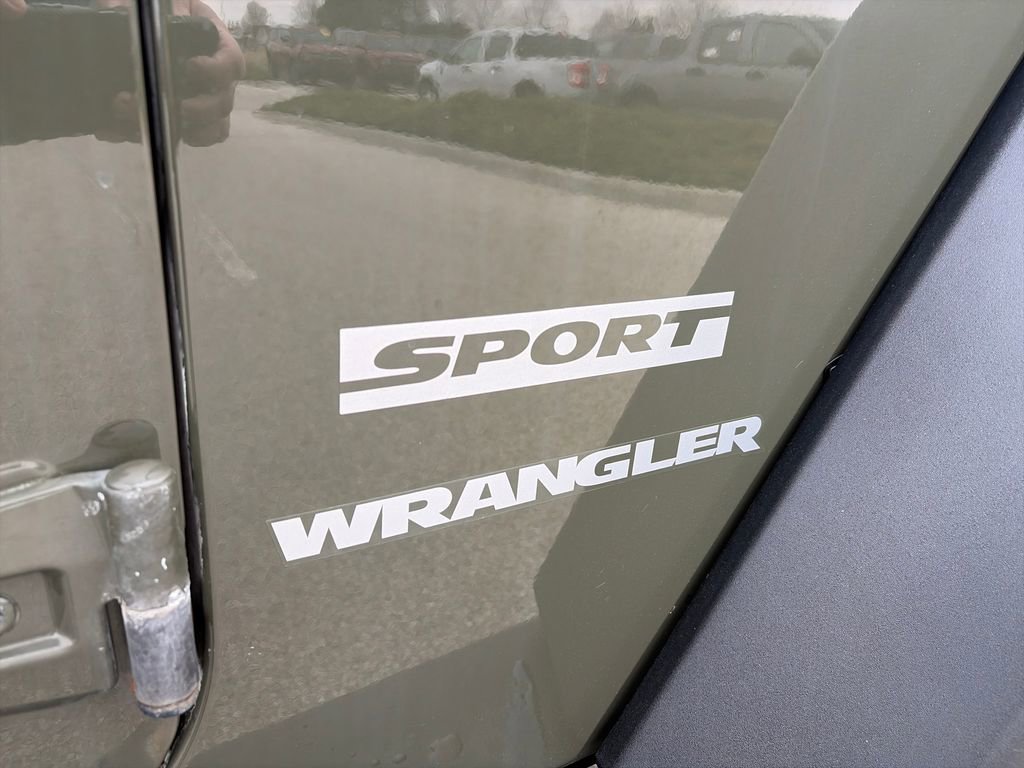 Used 2015 Jeep Wrangler Sport w/ Quick Order Package 24S image 9