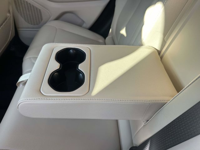 Certified 2024 Jeep Grand Cherokee Limited AWD/4WD image 19
