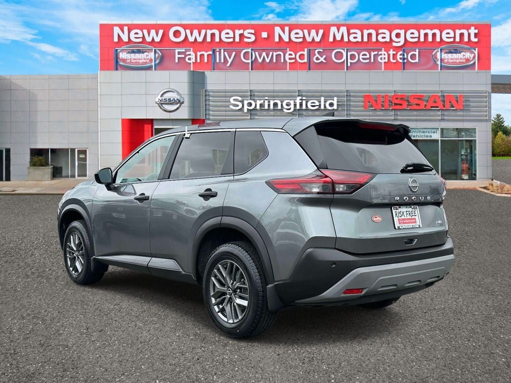 Used 2023 Nissan Rogue S AWD/4WD image 6