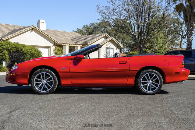 Used 2002 Chevrolet Camaro Z28 w/ SS Performance/Appearance Pkg RWD image 3