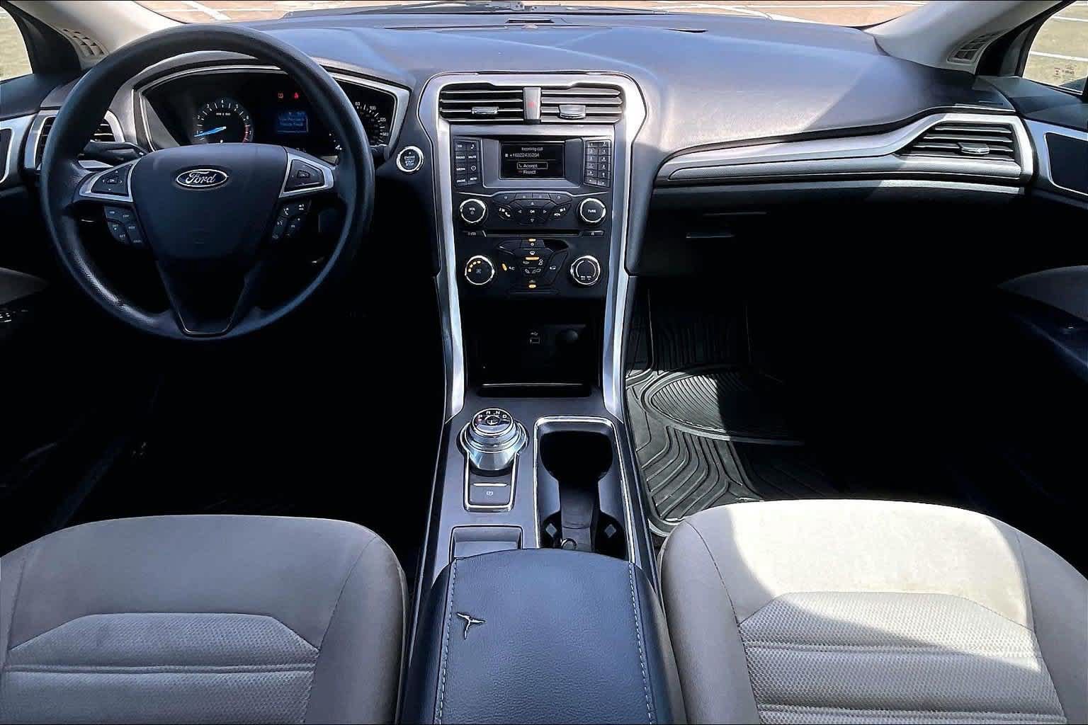 Used 2017 Ford Fusion S FWD image 8