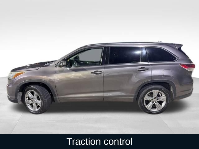 Used 2015 Toyota Highlander Limited image 4
