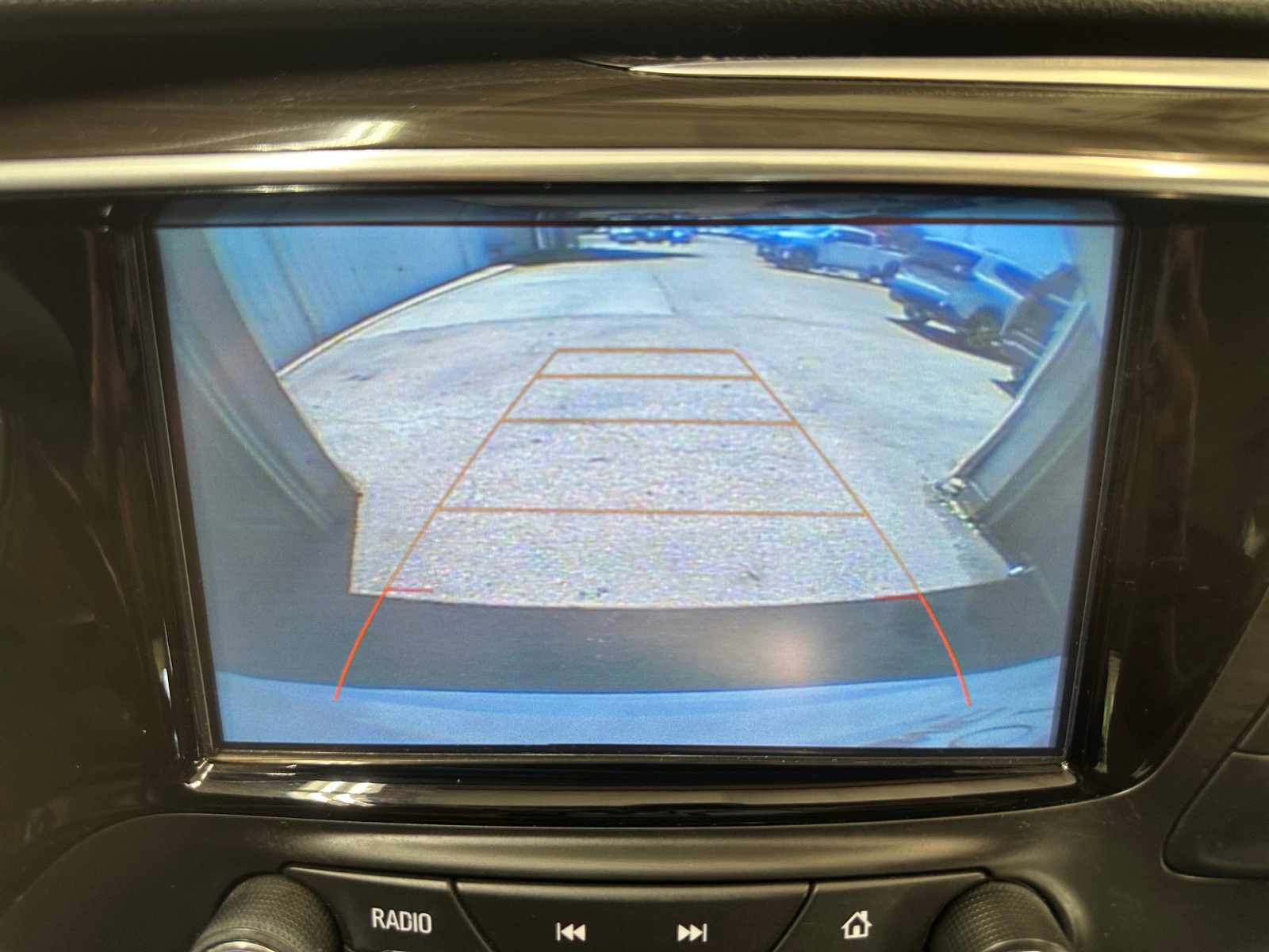 Used 2019 Buick Envision Essence FWD image 15