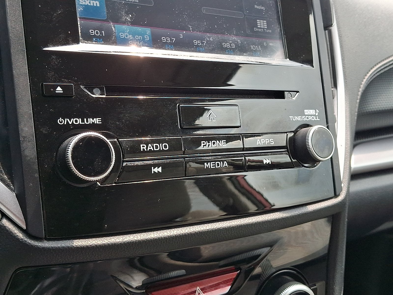 Used 2019 Subaru Forester Premium AWD/4WD image 18