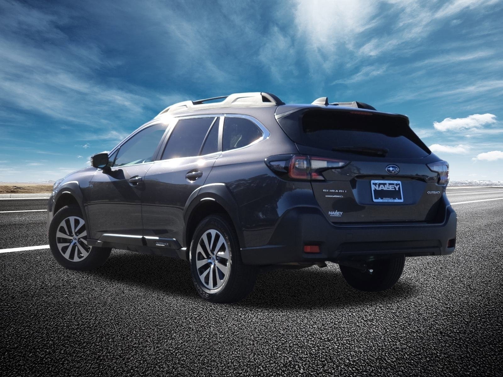 Used 2024 Subaru Outback Premium image 15