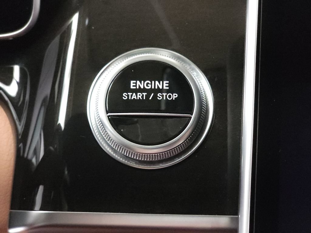 Certified 2025 Mercedes-Benz S 580e 4MATIC Sedan image 16