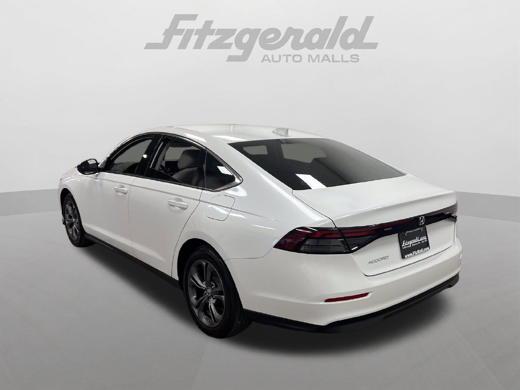 Used 2023 Honda Accord EX image 3
