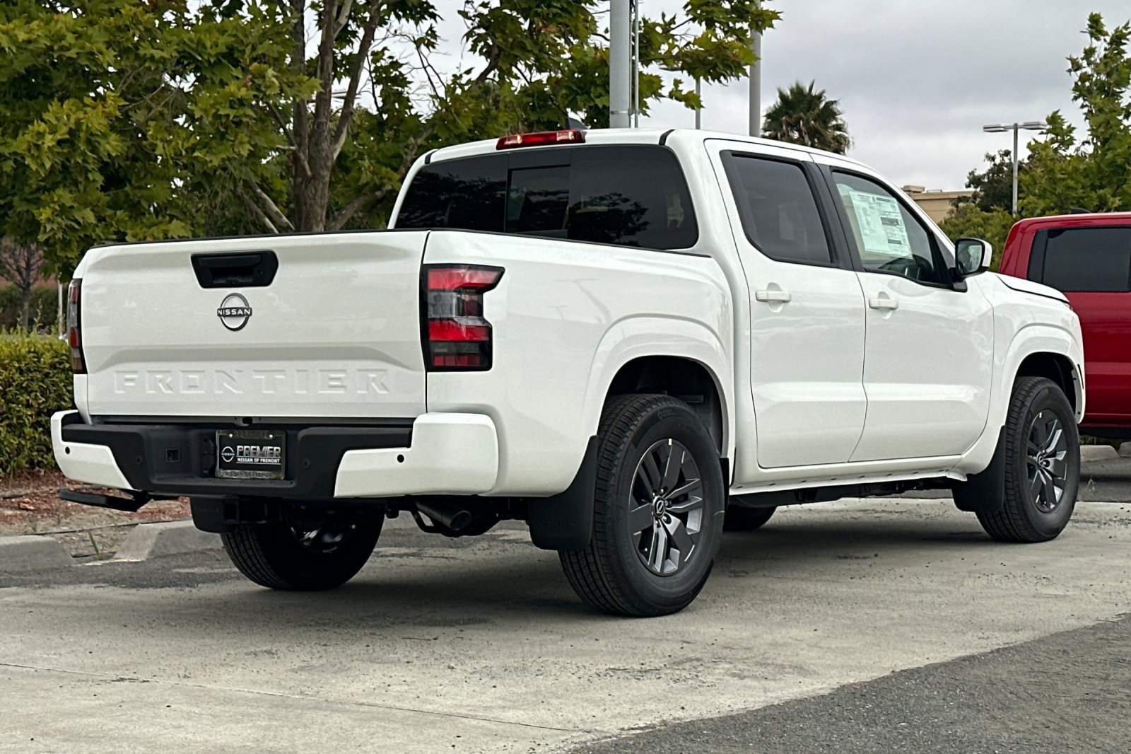 New 2026 Nissan Frontier SV w/ Tow Package RWD image 4